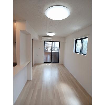 エトワール　ブランシュ 101【管理NO：1-028323601-01010】 ★家具家電は申し込み後に搬入します★の物件写真2