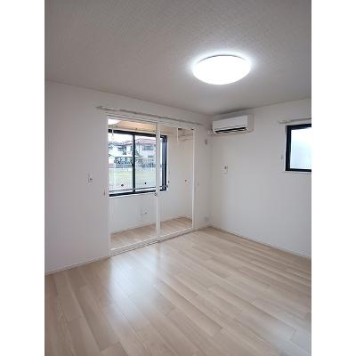 セレニテ 106【管理NO：1-028058301-01050】 ★家具家電は申し込み後に搬入します★の物件写真2