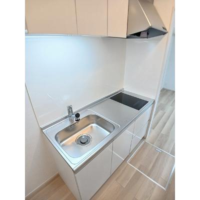 セレニテ 106【管理NO：1-028058301-01050】 ★家具家電は申し込み後に搬入します★の物件写真3