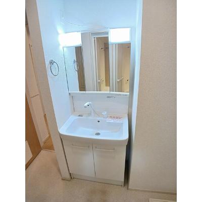 カーサ　フォルトゥ－ナ 103【管理NO：1-024955701-01030】 ★家具家電は申し込み後に搬入しますの物件写真6
