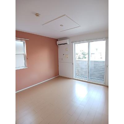 ヴィヴァーチェ　Ⅱ 103【管理NO：1-021093202-01030】 ★家具家電は申し込み後に搬入します★の物件写真2