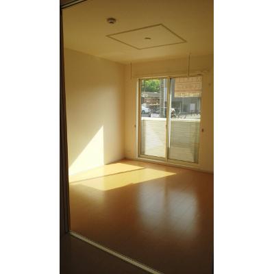 カーサ　フェリーチェＢ 102【管理NO：1-018174102-01020】 ★家具家電は申し込み後に搬入します 2026年07月中旬入居可能の物件写真2