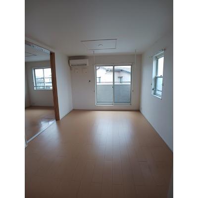 ヌーベルフラン 203【管理NO：1-018145901-02030】 ★家具家電は申し込み後に搬入しますの物件写真2