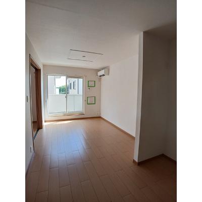 パラッツオ・クォーレＢ 202【管理NO：1-014936402-02020】 ★家具家電は申し込み後に搬入します★ ★2026年11月中旬入居可能★の物件写真2