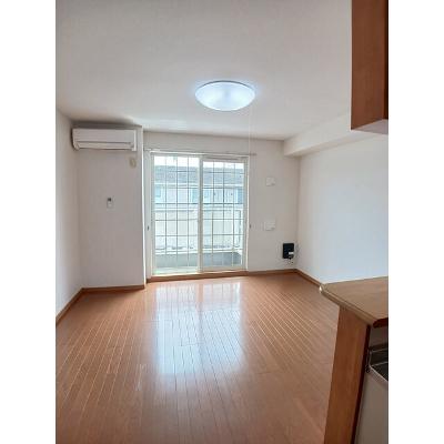 ブリーズ 203【管理NO：1-014261301-02030】 ★家具家電は申し込み後に搬入しますの物件写真2