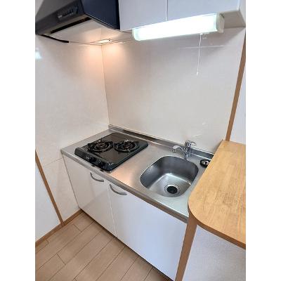 ソレイユ・ルヴァン 306【管理NO：1-013776401-03050】 ★家具家電は申し込み後に搬入します★の物件写真3
