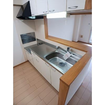 シャン・ド・フルール 106【管理NO：1-013500601-01050】 ★家具家電は申し込み後に搬入しますの物件写真3