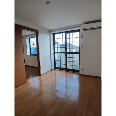 サニースクエア 202【管理NO：1-010939601-02020】 ★家具家電は申し込み後に搬入します★の物件写真2
