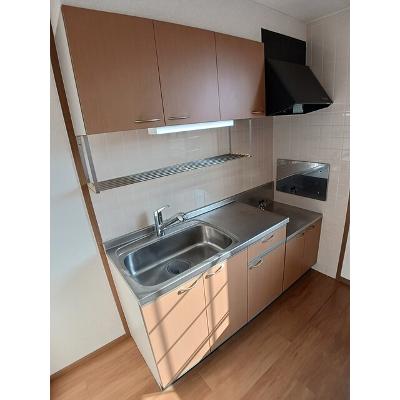 サニースクエア 202【管理NO：1-010939601-02020】 ★家具家電は申し込み後に搬入します★の物件写真3