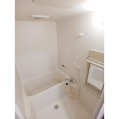 グランデ・ルミエール 106【管理NO：1-010641201-01050】 ★家具家電は申し込み後に搬入します★の物件写真4