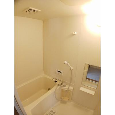 ウィスタリア 103【管理NO：1-010337201-01030】 ★家具家電は申し込み後に搬入します★の物件写真4