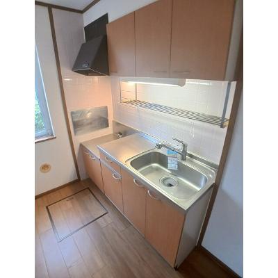 ウィスタリア 101【管理NO：1-010337201-01010】 ★家具家電は申し込み後に搬入します★の物件写真3