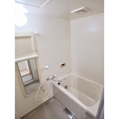メゾン恵比寿 202【管理NO：1-007856901-02020】 ★家具家電は申し込み後に搬入します★の物件写真4