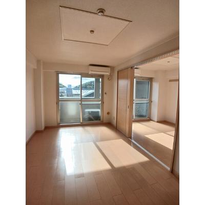 サントピア 305【管理NO：1-007218601-03040】 ★家具家電は申し込み後に搬入しますの物件写真2