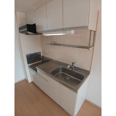サントピア 305【管理NO：1-007218601-03040】 ★家具家電は申し込み後に搬入しますの物件写真3