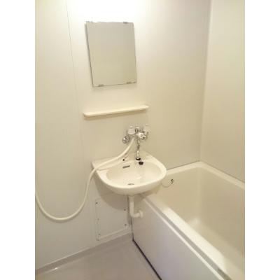 エルディムナガヤマ 103【管理NO：1-003718301-01030】 ★家具家電は申し込み後に搬入しますの物件写真4