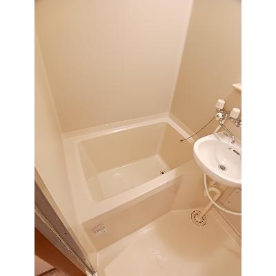 シティハイツ福井 107【管理NO：1-002480801-01060】 ★家具家電は申し込み後に搬入します★の物件写真4