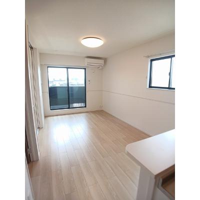 リード　Ｙ’ｓ　Ｃ 204【管理NO：1-027688503-02040】 ★家具家電は申し込み後に搬入します★の物件写真2