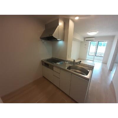 ニューカッスル　Ⅱ 102【管理NO：1-027002802-01020】 ★家具家電は申し込み後に搬入します★の物件写真3