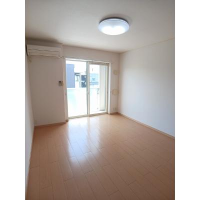 瑞木Ａ 203【管理NO：1-015968301-02030】 ★家具家電は申し込み後に搬入します★の物件写真2