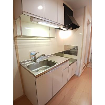 瑞木Ａ 203【管理NO：1-015968301-02030】 ★家具家電は申し込み後に搬入します★の物件写真3