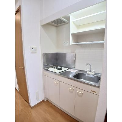 アメニティー﨔 104【管理NO：1-011662901-01040】 ★家具家電は申し込み後に搬入します★の物件写真3