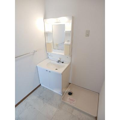 ウェアーハウス　Ｂ 203【管理NO：1-009786902-02030】 ★家具家電は申し込み後に搬入します★の物件写真6