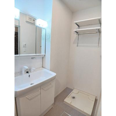 アジュールⅠ 203【管理NO：1-028574401-02030】 ★家具家電は申し込み後に搬入します★の物件写真6