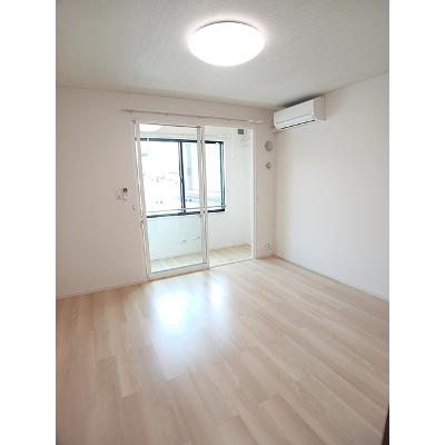 アジュールⅠ 105【管理NO：1-028574401-01050】 ★家具家電は申し込み後に搬入します★の物件写真2