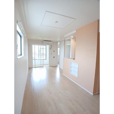 フォルトーナＳ－Ⅱ 201【管理NO：1-021892702-02010】 ★家具家電は申し込み後に搬入しますの物件写真2