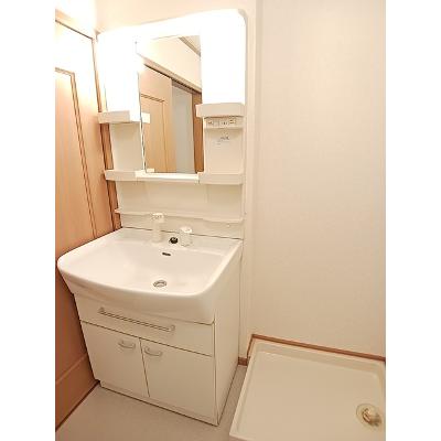 リヴ・ホウコウ 204【管理NO：1-013754501-02040】 ★家具家電は申し込み後に搬入します★の物件写真6