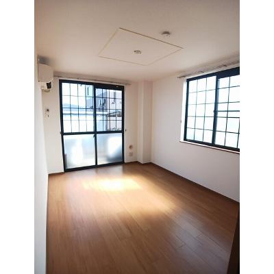 ライラックⅠ 101【管理NO：1-011489001-01010】 ★家具家電は申し込み後に搬入します★の物件写真2