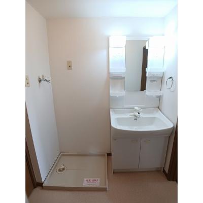 ライラックⅠ 101【管理NO：1-011489001-01010】 ★家具家電は申し込み後に搬入します★の物件写真6