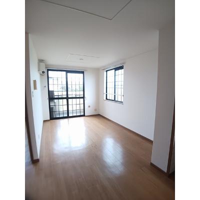 メフィストＢ 203【管理NO：1-011431402-02030】 ★家具家電は申し込み後に搬入します★の物件写真2