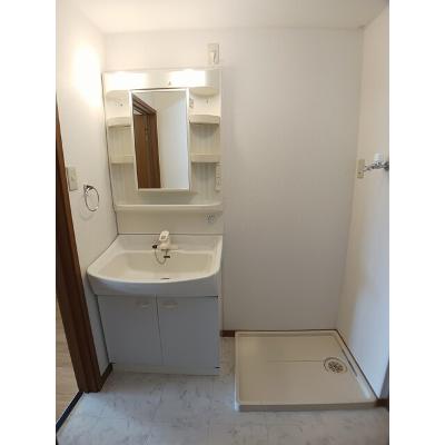 モクレレ 202【管理NO：1-011413001-02020】 ★家具家電は申し込み後に搬入しますの物件写真6