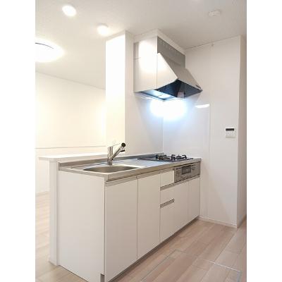 ヒカルサ境港外江町イーストⅠ 103【管理NO：1-027581501-01030】 ★家具家電は申し込み後に搬入します★の物件写真3