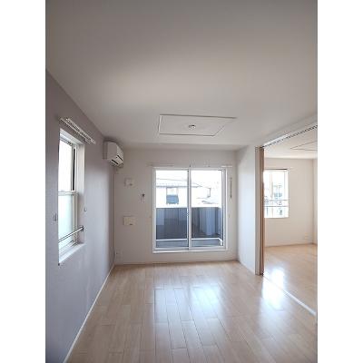 リューナ　Ｂ 205【管理NO：1-021994102-02040】 ★家具家電は申し込み後に搬入します★の物件写真2