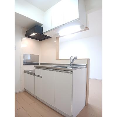 クラウンタワー 303【管理NO：1-019409801-03030】 ★家具家電は申し込み後に搬入します★の物件写真3
