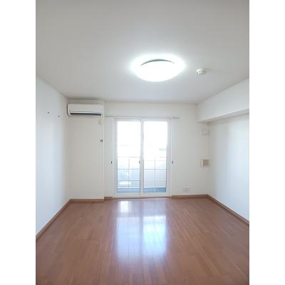 メディオ・コルソＢ 103【管理NO：1-014145802-01030】 ★家具家電は申し込み後に搬入します★の物件写真2