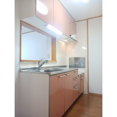 ピュール　ジャンＢ 101【管理NO：1-013149402-01010】 ★家具家電は申し込み後に搬入します★の物件写真3