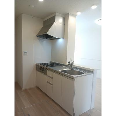 ヒカルサ境港外江町イーストⅡ 102【管理NO：1-027581502-01020】 ★家具家電は申し込み後に搬入します★の物件写真3