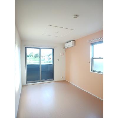 ル・サンⅡ 101【管理NO：1-021011101-01010】 ★家具家電は申し込み後に搬入します★の物件写真2