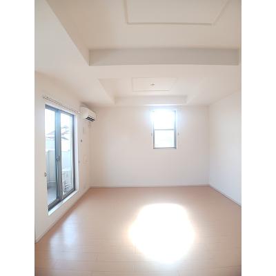 ソヴール　佑 205【管理NO：1-017707701-02040】 ★家具家電は申し込み後に搬入します★の物件写真2