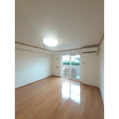 スプリングフィールドＢ 102【管理NO：1-012979702-01020】 ★家具家電は申し込み後に搬入しますの物件写真2