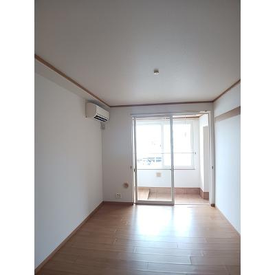 アビニヨン．Ｍ　Ｂ 105【管理NO：1-012794002-01040】 ★家具家電は申し込み後に搬入します★の物件写真2