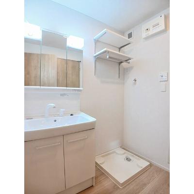 グランデハピネス 103【管理NO：1-028137201-01030】 ★家具家電は申し込み後に搬入します★の物件写真6