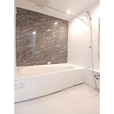 グランデハピネス 102【管理NO：1-028137201-01020】 ★家具家電は申し込み後に搬入します★の物件写真4