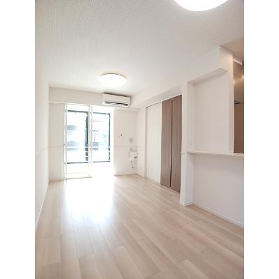 ラルジュＡ 103【管理NO：1-028563201-01030】 ★家具家電は申し込み後に搬入します★の物件写真2