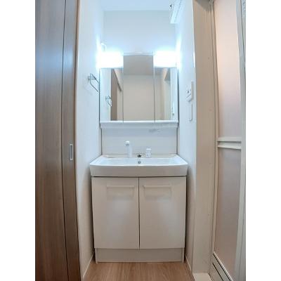 カリダドムス　β 202【管理NO：1-028411302-02020】 ★家具家電は申し込み後に搬入します★の物件写真6