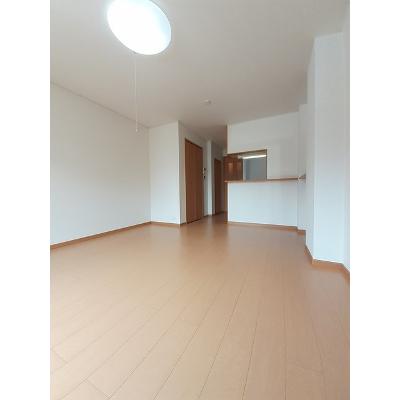 ＣＡＳＴＩＬＬＯ　Ａ 101【管理NO：1-014628601-01010】 ★家具家電は申し込み後に搬入します★ ★2027年04月中旬入居可能★の物件写真2